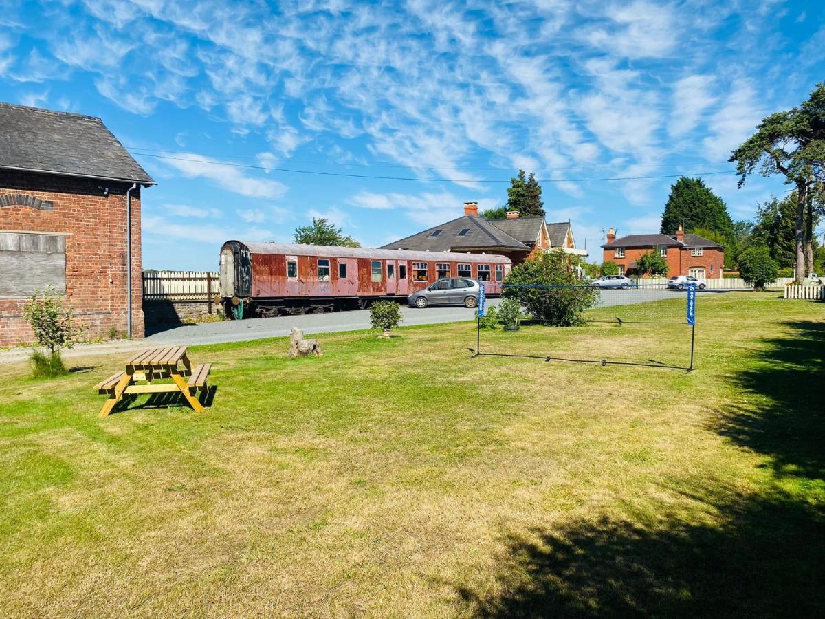 The Booking Office, Stoke Edith Station เฮริฟอร์ด ภายนอก รูปภาพ