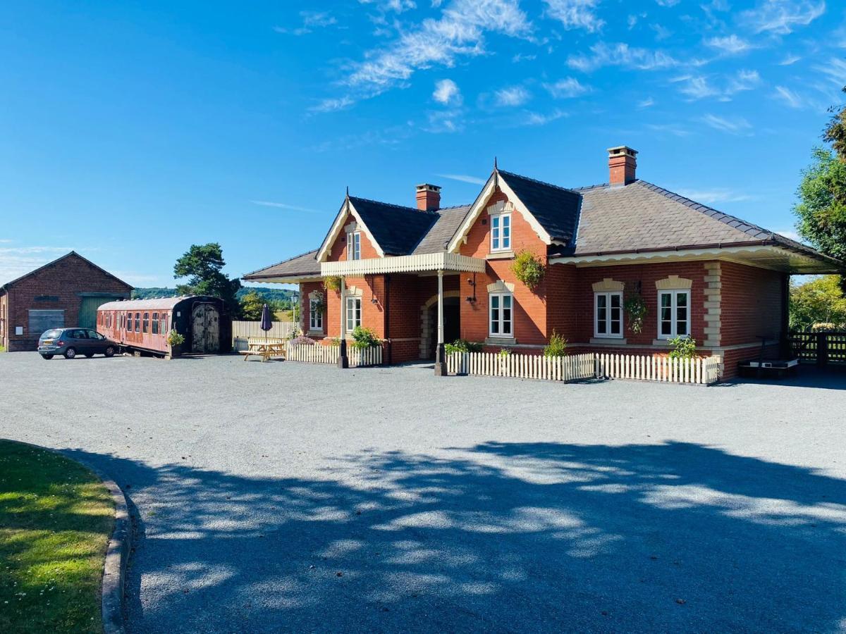 The Booking Office, Stoke Edith Station เฮริฟอร์ด ภายนอก รูปภาพ